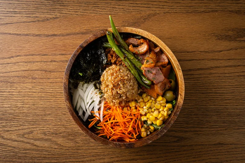 훈제오리 포케